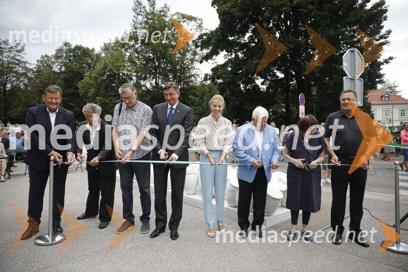 dr. Aleksander Jevšek, župan, Mestna občina Murska Sobota;  ... ;  Danilo Türk, nekdanji predsednik Republike Slovenije;  Borut Pahor, predsednik Republike Slovenije;  ... ;  Milan Kučan, nekdanji predsednik Republike Slovenije;  ... ;  Zoran Janković, župan, Mestna občina LjubljanaOdkritje spomenika, posvečenega 100. obletnici priključitve Prekmurja in združitve prekmurskih Slovencev z matičnim narodom