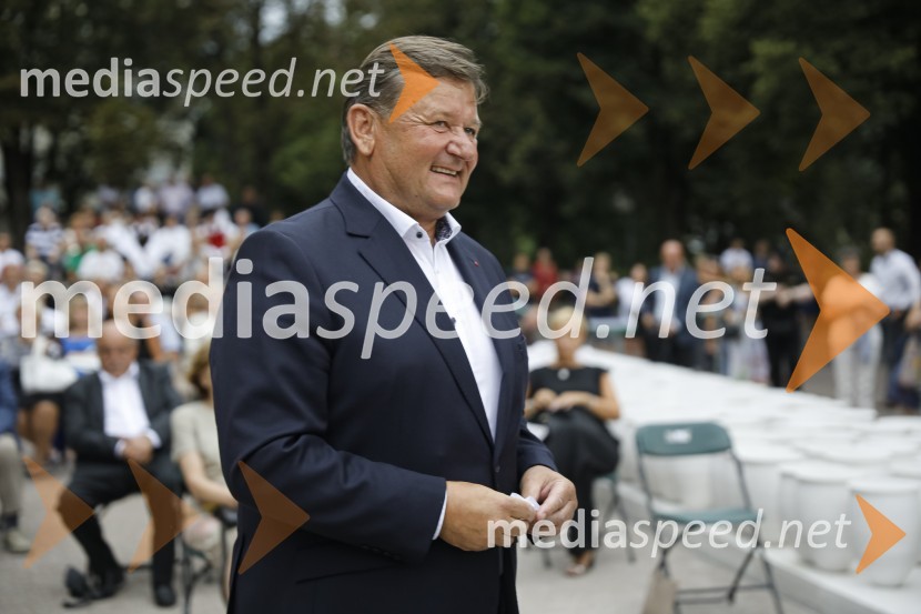 dr. Aleksander Jevšek, župan, Mestna občina Murska SobotaOdkritje spomenika, posvečenega 100. obletnici priključitve Prekmurja in združitve prekmurskih Slovencev z matičnim narodom