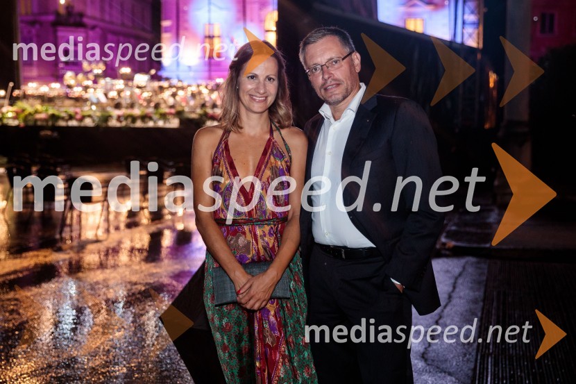  Aleksandra  Balmazović, igralka;  ... Ana Netrebko in Jusif Ejvazov, koncert opernih arij, 68. Ljubljana Festivala