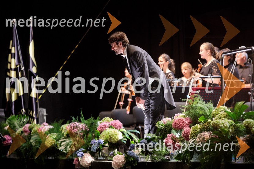  Michelangelo Mazza, dirigentAna Netrebko in Jusif Ejvazov, koncert opernih arij, 68. Ljubljana Festivala