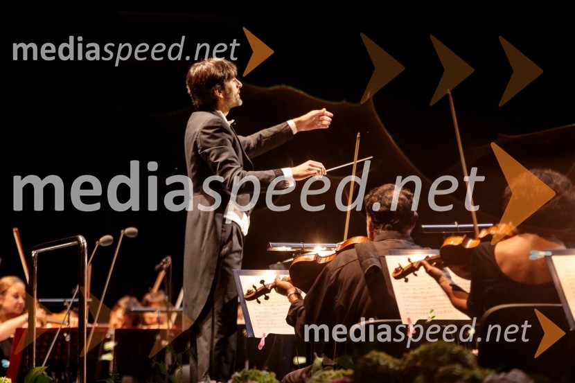  Michelangelo Mazza, dirigentAna Netrebko in Jusif Ejvazov, koncert opernih arij, 68. Ljubljana Festivala