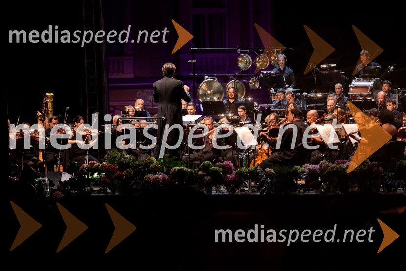 Orkester Slovenske filharmonijeAna Netrebko in Jusif Ejvazov, koncert opernih arij, 68. Ljubljana Festivala