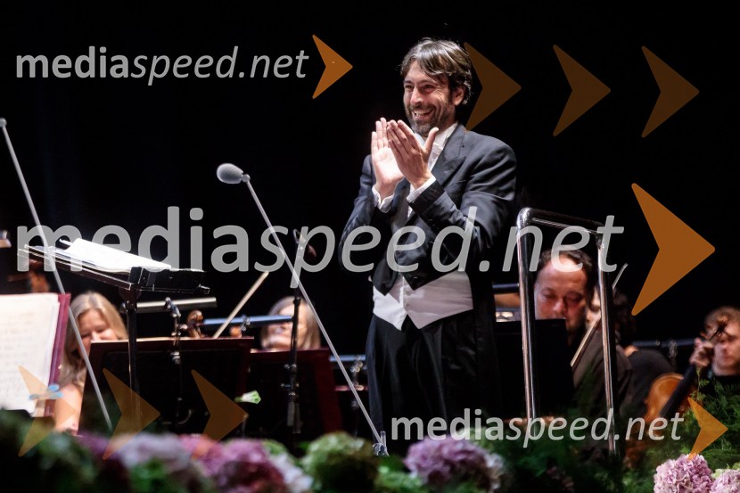  Michelangelo Mazza, dirigentAna Netrebko in Jusif Ejvazov, koncert opernih arij, 68. Ljubljana Festivala