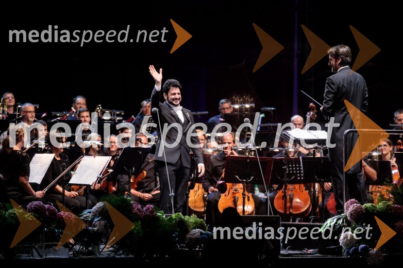  Jusif Ejvazov, tenor;  Michelangelo Mazza, dirigentAna Netrebko in Jusif Ejvazov, koncert opernih arij, 68. Ljubljana Festivala