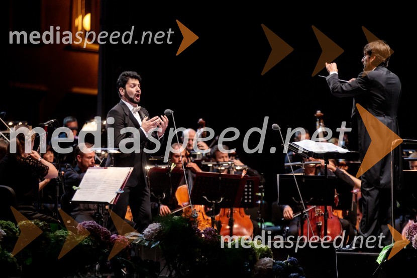  Jusif Ejvazov, tenor;  Michelangelo Mazza, dirigentAna Netrebko in Jusif Ejvazov, koncert opernih arij, 68. Ljubljana Festivala