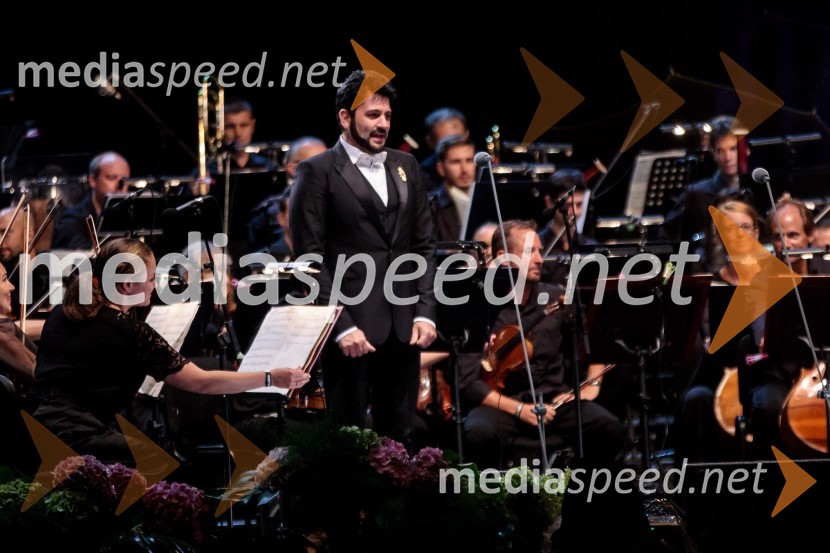  Jusif Ejvazov, tenorAna Netrebko in Jusif Ejvazov, koncert opernih arij, 68. Ljubljana Festivala