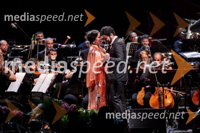  Anna Netrebko, sopranistka;  Jusif Ejvazov, tenorAna Netrebko in Jusif Ejvazov, koncert opernih arij, 68. Ljubljana Festivala