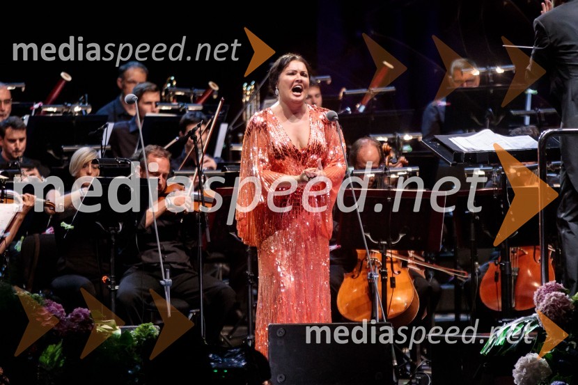  Anna Netrebko, sopranistkaAna Netrebko in Jusif Ejvazov, koncert opernih arij, 68. Ljubljana Festivala