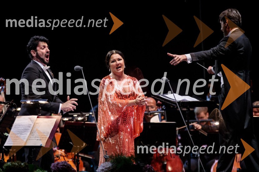  Jusif Ejvazov, tenor;  Anna Netrebko, sopranistka;  Michelangelo Mazza, dirigentAna Netrebko in Jusif Ejvazov, koncert opernih arij, 68. Ljubljana Festivala