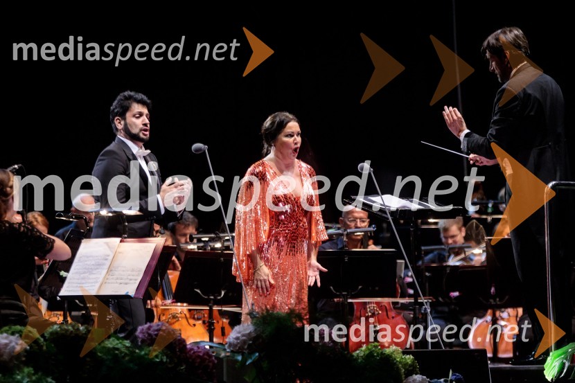  Jusif Ejvazov, tenor;  Anna Netrebko, sopranistka;  Michelangelo Mazza, dirigentAna Netrebko in Jusif Ejvazov, koncert opernih arij, 68. Ljubljana Festivala