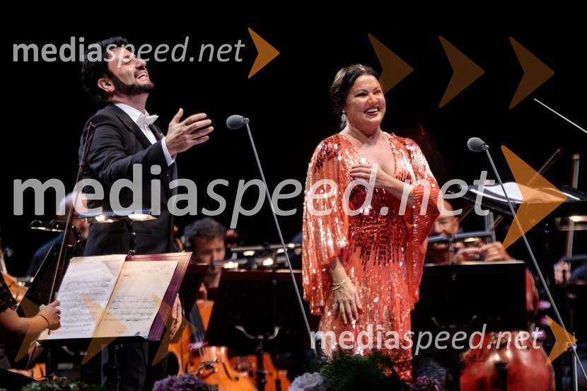 Jusif Ejvazov, tenor;  Anna Netrebko, sopranistkaAna Netrebko in Jusif Ejvazov, koncert opernih arij, 68. Ljubljana Festivala