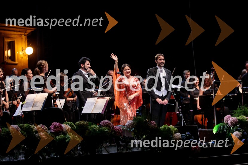  Jusif Ejvazov, tenor;  Anna Netrebko, sopranistka;  Michelangelo Mazza, dirigentAna Netrebko in Jusif Ejvazov, koncert opernih arij, 68. Ljubljana Festivala