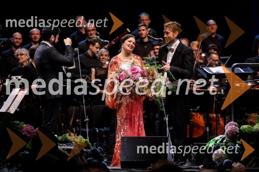  Jusif Ejvazov, tenor;  Anna Netrebko, sopranistka;  Michelangelo Mazza, dirigentAna Netrebko in Jusif Ejvazov, koncert opernih arij, 68. Ljubljana Festivala