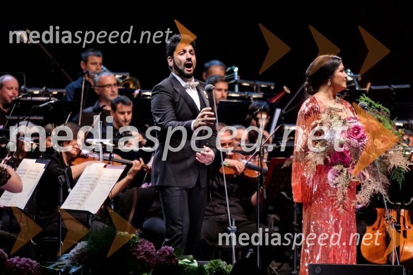  Jusif Ejvazov, tenor;  Anna Netrebko, sopranistkaAna Netrebko in Jusif Ejvazov, koncert opernih arij, 68. Ljubljana Festivala