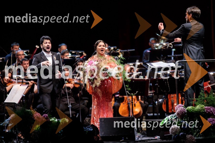  Jusif Ejvazov, tenor;  Anna Netrebko, sopranistka;  Michelangelo Mazza, dirigentAna Netrebko in Jusif Ejvazov, koncert opernih arij, 68. Ljubljana Festivala