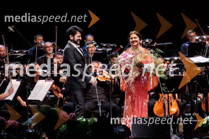  Jusif Ejvazov, tenor;  Anna Netrebko, sopranistkaAna Netrebko in Jusif Ejvazov, koncert opernih arij, 68. Ljubljana Festivala