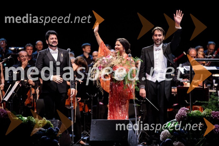  Jusif Ejvazov, tenor;  Anna Netrebko, sopranistka;  Michelangelo Mazza, dirigentAna Netrebko in Jusif Ejvazov, koncert opernih arij, 68. Ljubljana Festivala