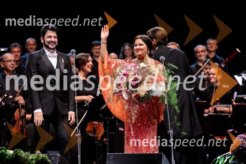  Jusif Ejvazov, tenor;  Anna Netrebko, sopranistkaAna Netrebko in Jusif Ejvazov, koncert opernih arij, 68. Ljubljana Festivala