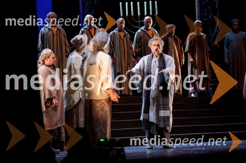  ... ;  ... ;  Riccardo  Zanellato, operni pevecNabucco, opera v okviru 68. Ljubljana Festivala