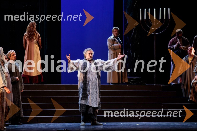  Elena Dobravec, operna pevka;  Riccardo  Zanellato, operni pevec;  Branko Robinšak, operni pevecNabucco, opera v okviru 68. Ljubljana Festivala