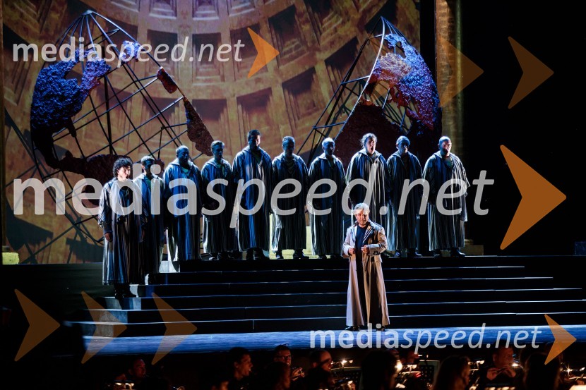  Branko Robinšak, operni pevecNabucco, opera v okviru 68. Ljubljana Festivala