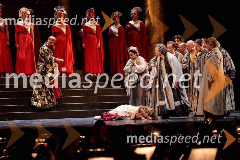  Marko Kobal, operni pevec;  Zala Hodnik, operna pevka;  Elena Dobravec, operna pevka;  Riccardo  Zanellato, operni pevecNabucco, opera v okviru 68. Ljubljana Festivala