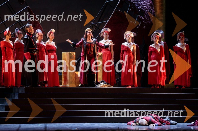  Zoran Potočan, operni pevec;  Dragana Radaković, operna pevka;  Marko Kobal, operni pevecNabucco, opera v okviru 68. Ljubljana Festivala