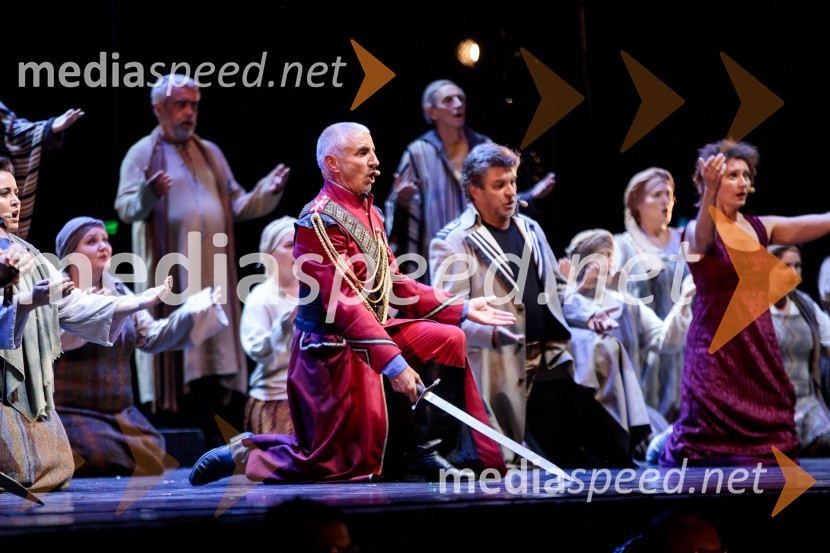  Marko Kobal, operni pevec;  Branko Robinšak, operni pevec;  Elena Dobravec, operna pevkaNabucco, opera v okviru 68. Ljubljana Festivala