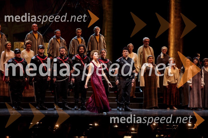  Elena Dobravec, operna pevka;  Rusmir  Redžić, operni pevecNabucco, opera v okviru 68. Ljubljana Festivala