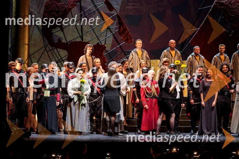  Zoran Potočan, operni pevec;  Zala Hodnik, operna pevka;  Riccardo  Zanellato, operni pevec;  ... ;  Marko Kobal, operni pevec;  ... ;  Dragana Radaković, operna pevkaNabucco, opera v okviru 68. Ljubljana Festivala