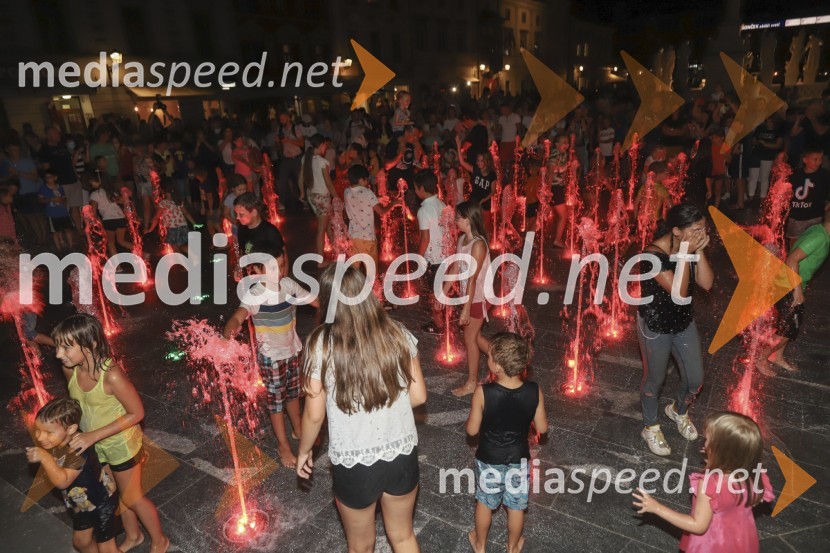 Otvoritev fontane na Glavnem trgu, Maribor