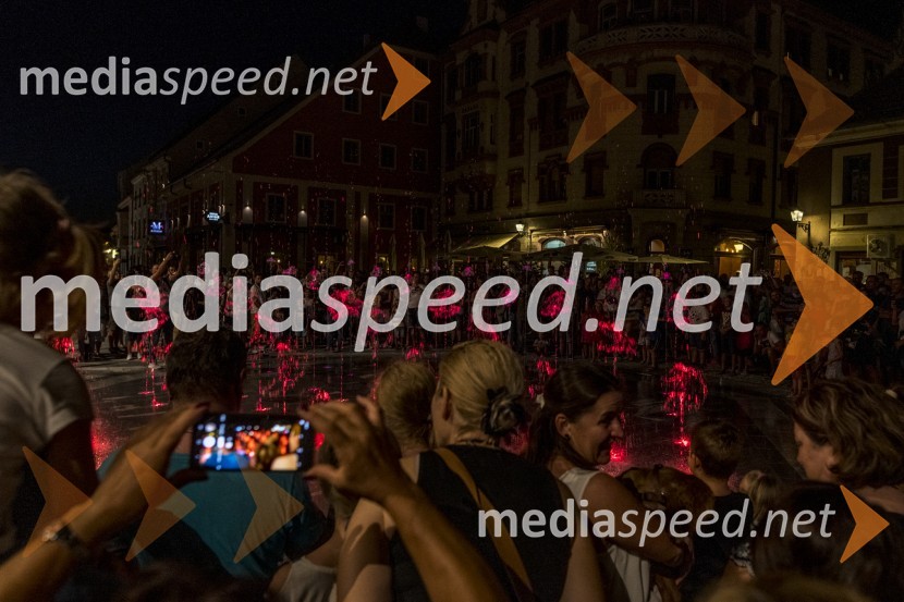 Otvoritev fontane na Glavnem trgu, Maribor