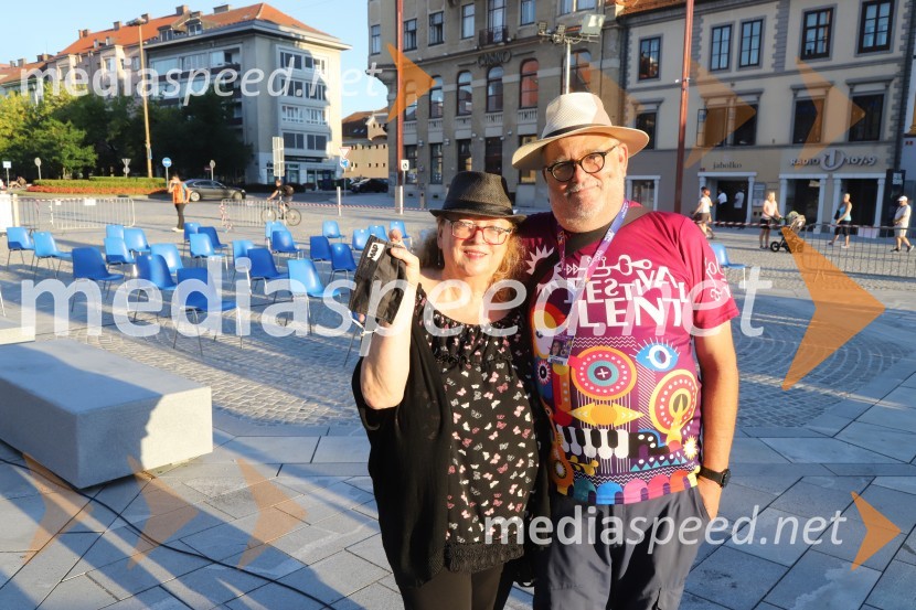  Alenka Cilenšek, igralka;  Goro Osojnik, igralecSiddharta, Leonart in petkovo dogajanje, Festival Lent 2020