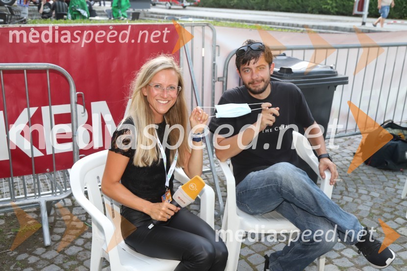  Špela Pokeržnik, glasbenica in novinarka;  ... Siddharta, Leonart in petkovo dogajanje, Festival Lent 2020