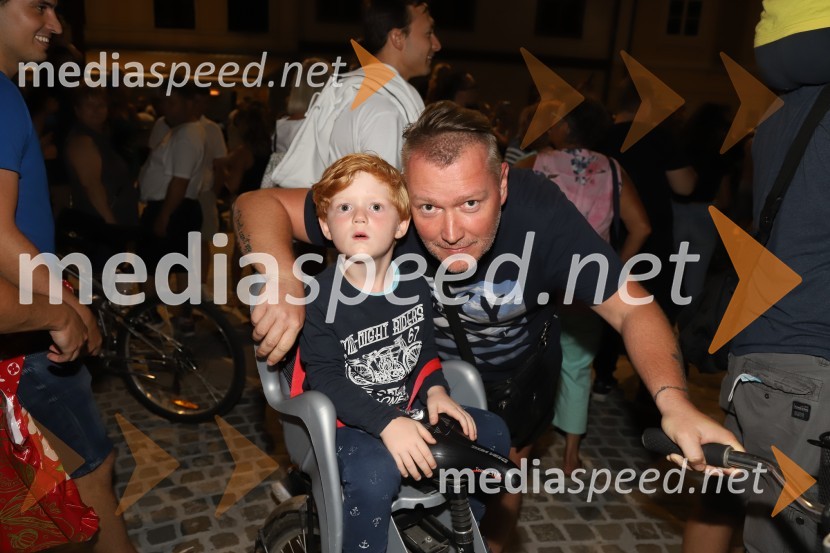  ... ;  Samo Poštrak, Skupina SKaTERSiddharta, Leonart in petkovo dogajanje, Festival Lent 2020