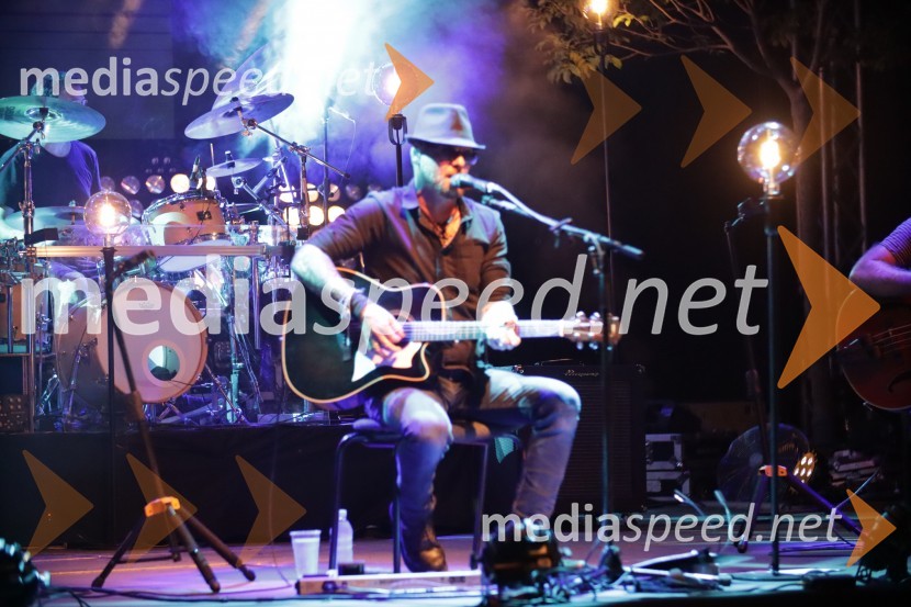  Tomi Meglič, glasbenik, pevec skupine SiddhartaSiddharta, Leonart in petkovo dogajanje, Festival Lent 2020