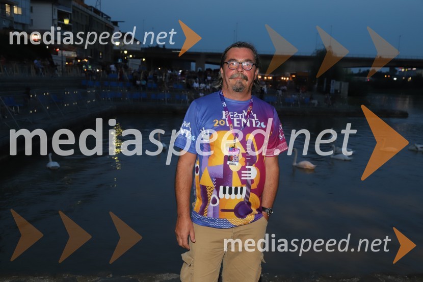  Vladimir - Vlado Šega, predsednik SSD skupine HSE in SD DEM, organizator koncertovSiti hlapci in sobotno dogajanje, Festival Lent 2020