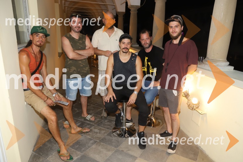 Siti hlapciSiti hlapci in sobotno dogajanje, Festival Lent 2020