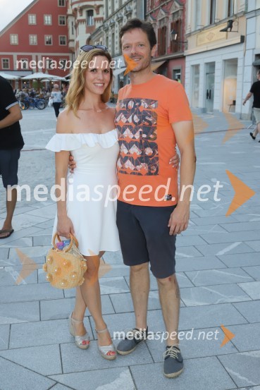  Katja Treer, Tele M;  ... Siti hlapci in sobotno dogajanje, Festival Lent 2020