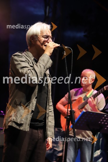  Rok Vilčnik, pesnik, dramatik, glasbenikSiti hlapci in sobotno dogajanje, Festival Lent 2020