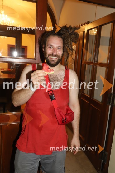 Siti hlapci in sobotno dogajanje, Festival Lent 2020