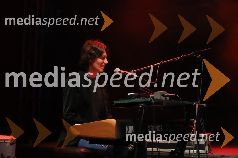  Davor Klarič, glasbenikDimek in Davor Klarič, Emkej, Muzičari, Bojan Emeršič in nedeljsko dogajanje, Festival Lent 2020