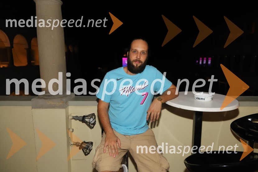  Marko Kocjan - Emkej, glasbenikDimek in Davor Klarič, Emkej, Muzičari, Bojan Emeršič in nedeljsko dogajanje, Festival Lent 2020