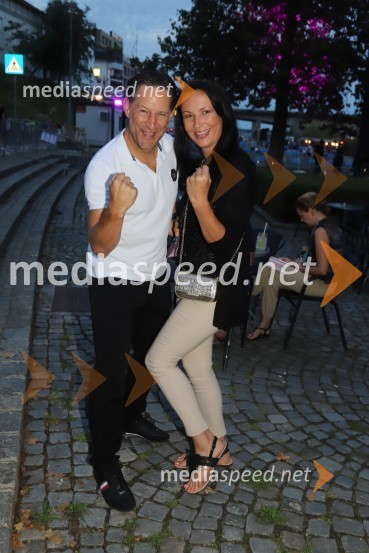  John Denhof, predsednik uprave NKBM;  Melita PipušDimek in Davor Klarič, Emkej, Muzičari, Bojan Emeršič in nedeljsko dogajanje, Festival Lent 2020