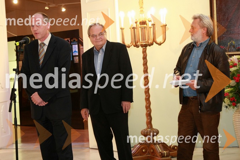 Rudi Kocbek, plesni učitelj in direktor Plesne šole Pingi, Srečko Niedorfer, nekdanji urednik Totega lista in Vlado Krejač, v.d. odgovornega urednika Radia MariborZlata petdeseta, otvoritev razstave Ivo Robić