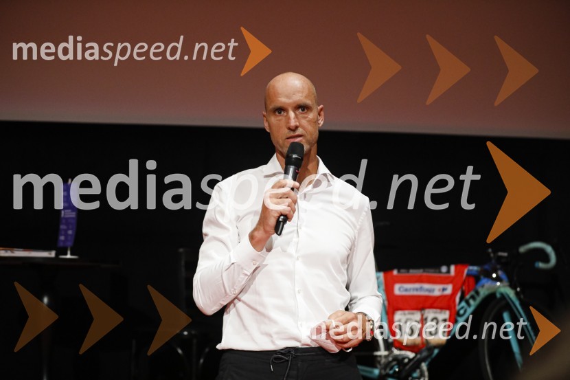 Predpremiera dokumentarnega filma Moja pot na dirko po Franciji in predstavitev knjige Kilometer nič