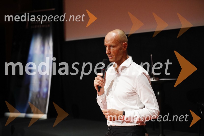 Predpremiera dokumentarnega filma Moja pot na dirko po Franciji in predstavitev knjige Kilometer nič