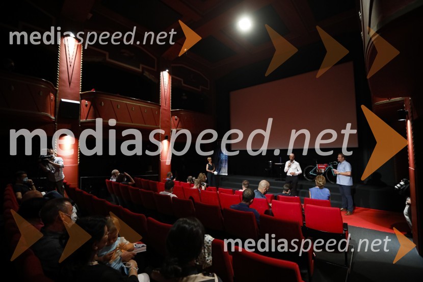 Predpremiera dokumentarnega filma Moja pot na dirko po Franciji in predstavitev knjige Kilometer nič