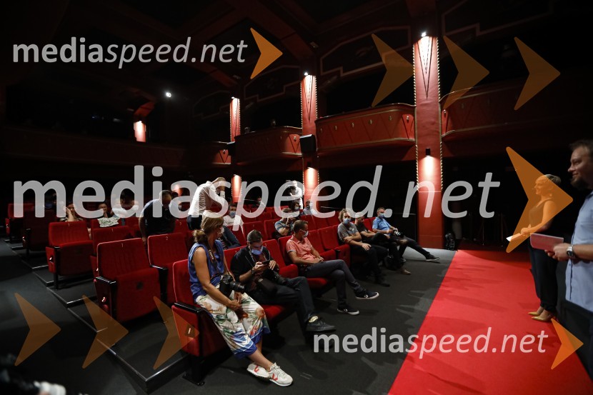 Predpremiera dokumentarnega filma Moja pot na dirko po Franciji in predstavitev knjige Kilometer nič