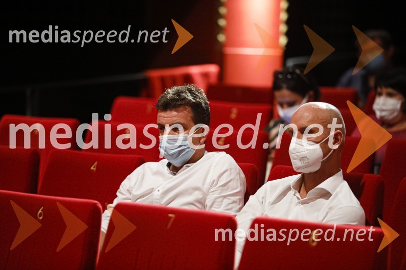 Predpremiera dokumentarnega filma Moja pot na dirko po Franciji in predstavitev knjige Kilometer nič